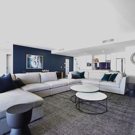 Circle On Cavill Sub Penthouse W/ 4 Bedrooms Gold Coast Bagian luar foto