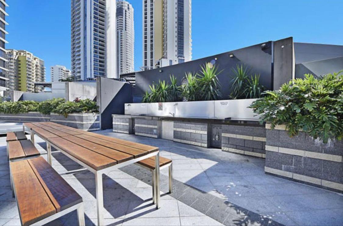 Circle On Cavill Sub Penthouse W/ 4 Bedrooms Gold Coast Bagian luar foto